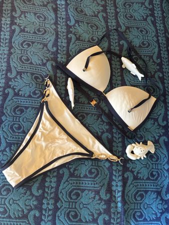 Damen Bikini weiss schwarz mit Golddetail,gebraucht,ca. Gr.L