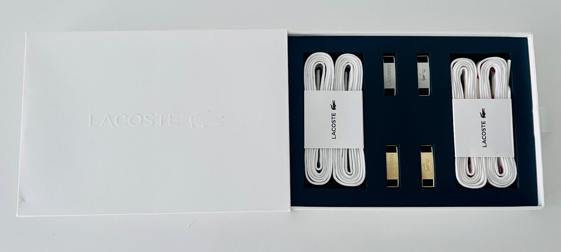 Lacoste Scarpe da uomo: Lacoste Schnürsenkel Set Neu! – Nuovo e nell'imballaggio originale da Belp venduto da Solyluna 5
