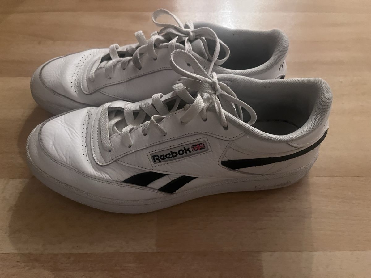 Reebok Scarpe da uomo: Reebok Grösse 44.5 weiss – Usato da Adliswil venduto da Eseestern 1