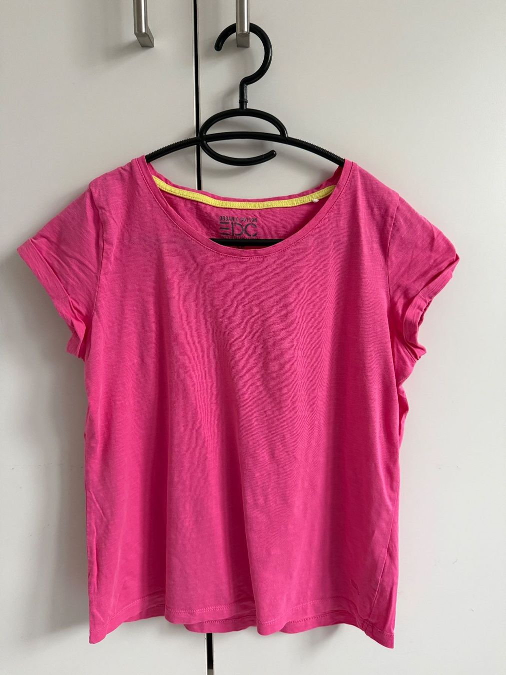 Esprit T-Shirts: Shirt EDC by Esprit / Grösse XS / Pink – Gebraucht aus Eschenbach SG von Sums