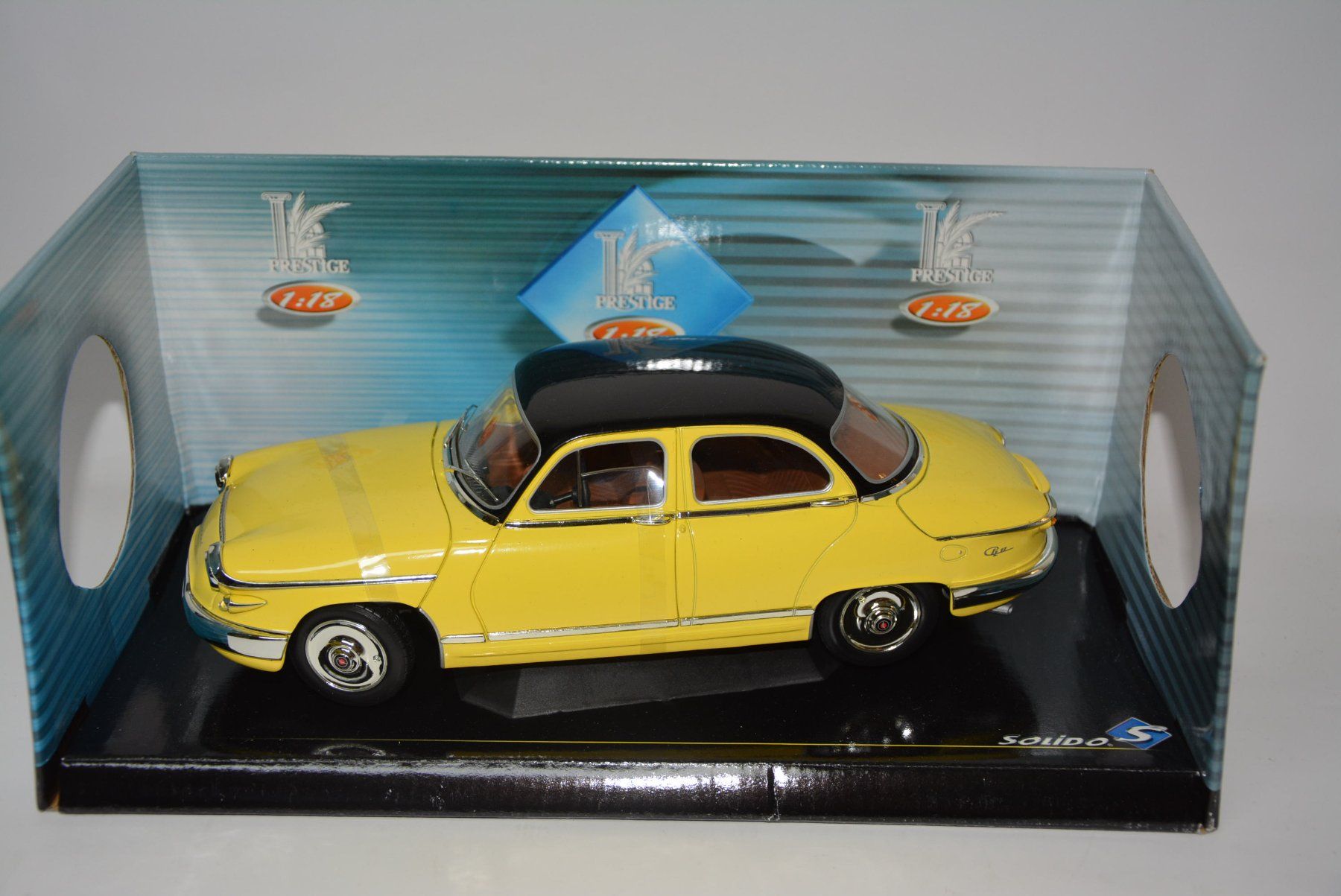 Solido Modellini d'auto: Panhard PL17 1961 , Solido 8173 , 1:18 – Nuovo e nell'imballaggio originale da Goldach venduto da Feivel9 2