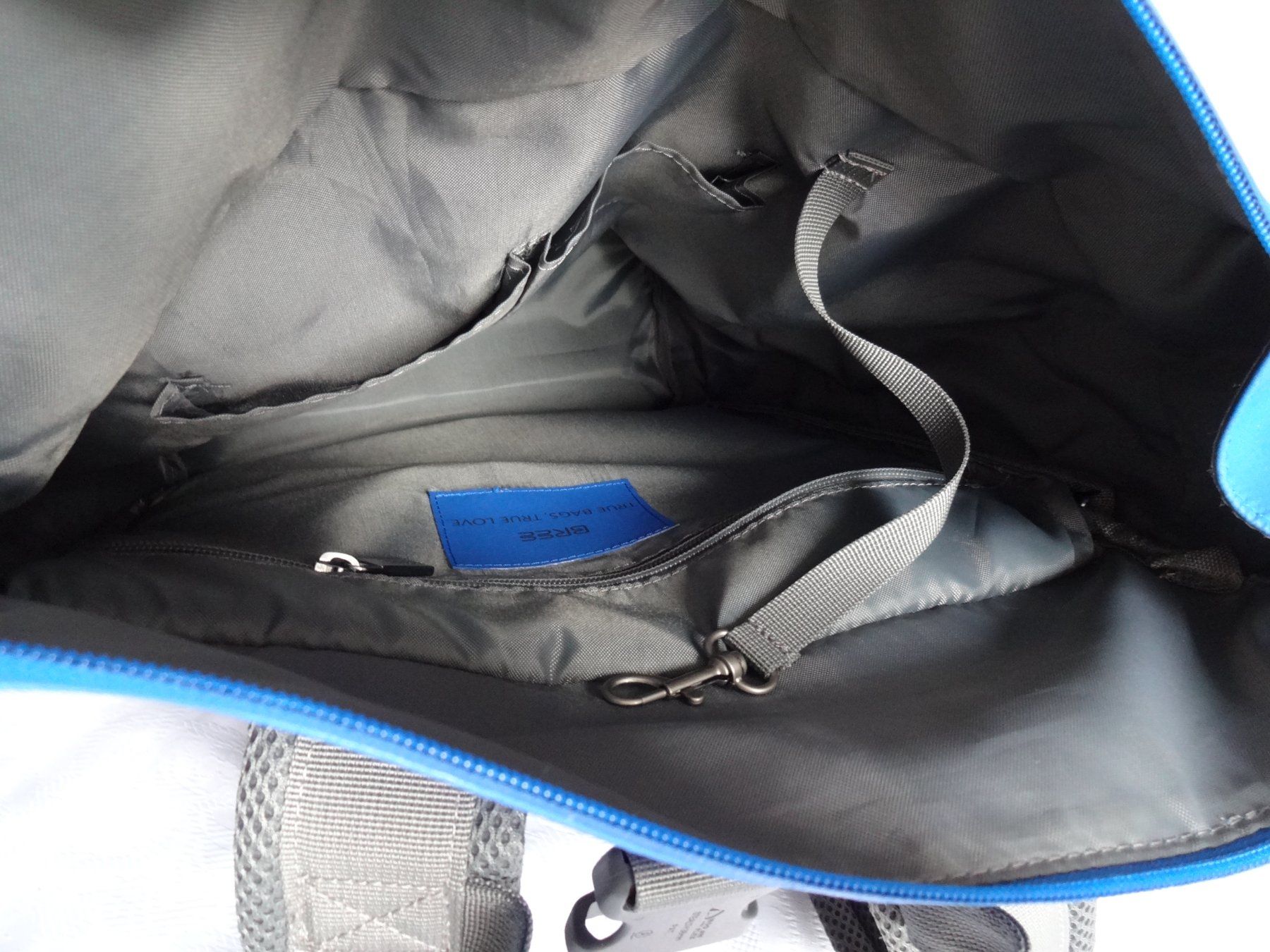 Bree Zaini: Orig. "" B R E E ""Rucksack / Neuwertig – Nuovo (secondo la descrizione) da Frauenfeld venduto da Reyy58 8