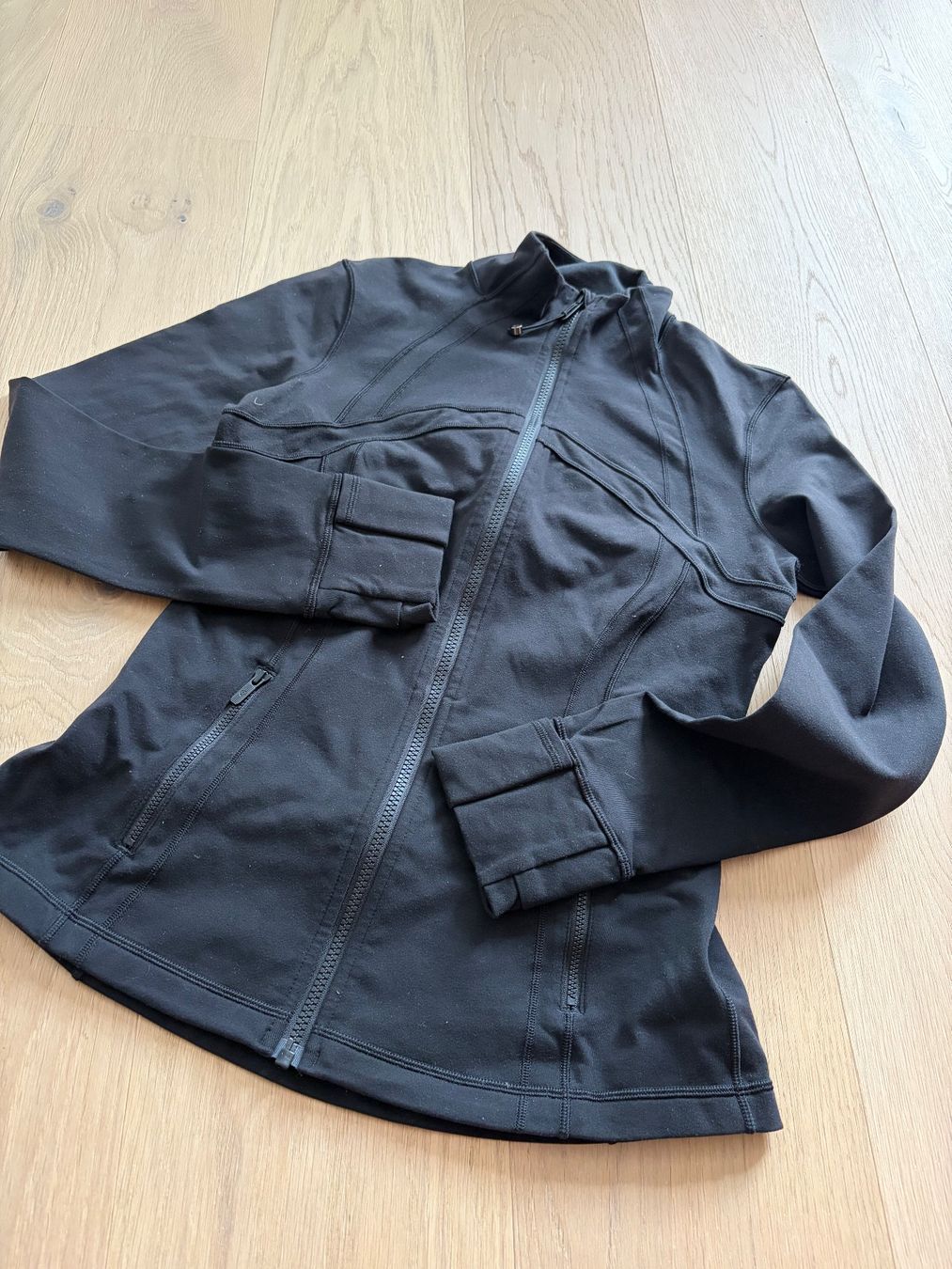 Lululemon Jacken: Lululemon Define Jacke – Gebraucht aus Bäretswil von SoGi1519 3