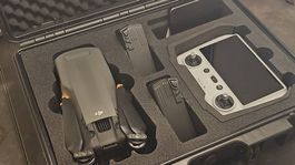 DJI Mavic 3 Pro Fly More Comb (nur 6h Flugzeit) viel Zubehör