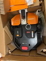 Neuer Worx Rasenroboter mit Garage / Neu verpackt