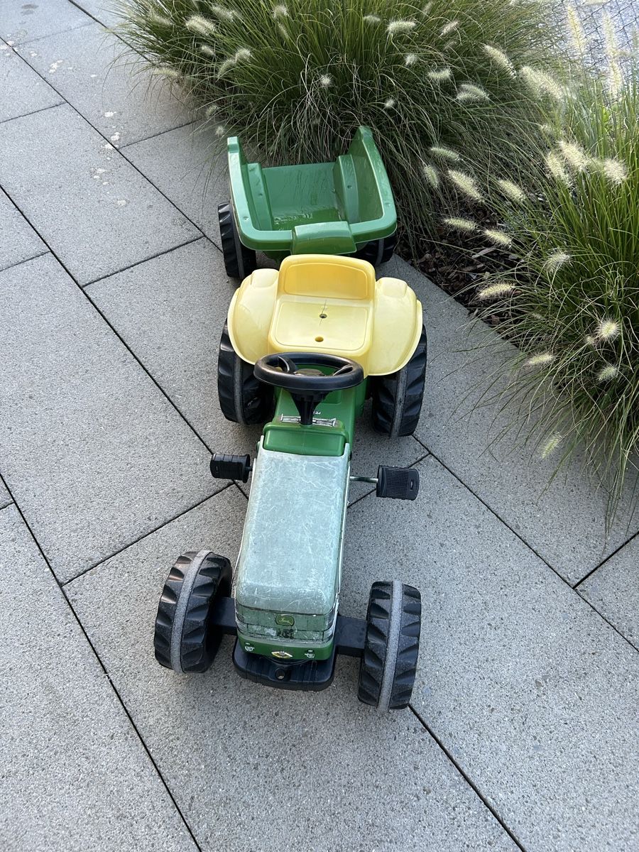John Deere Fahrzeuge für Kinder: Spiel Traktor John Deere mit Anhänger – Gebraucht aus Tann von iundsh 1
