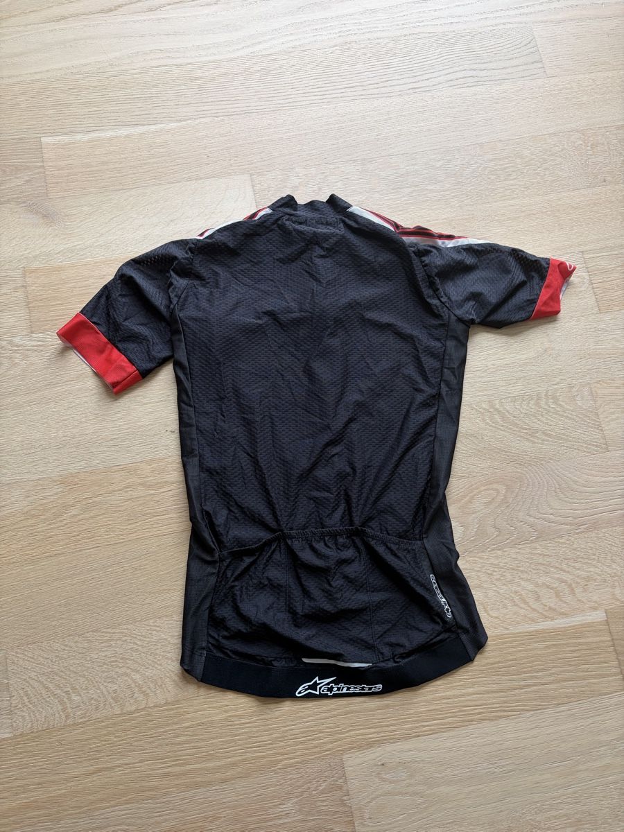 Canottiere & Pantaloni:  2x Radtrikot kurzarm | Grösse S  – Usato da Hergiswil NW venduto da FlavioWeber11 3