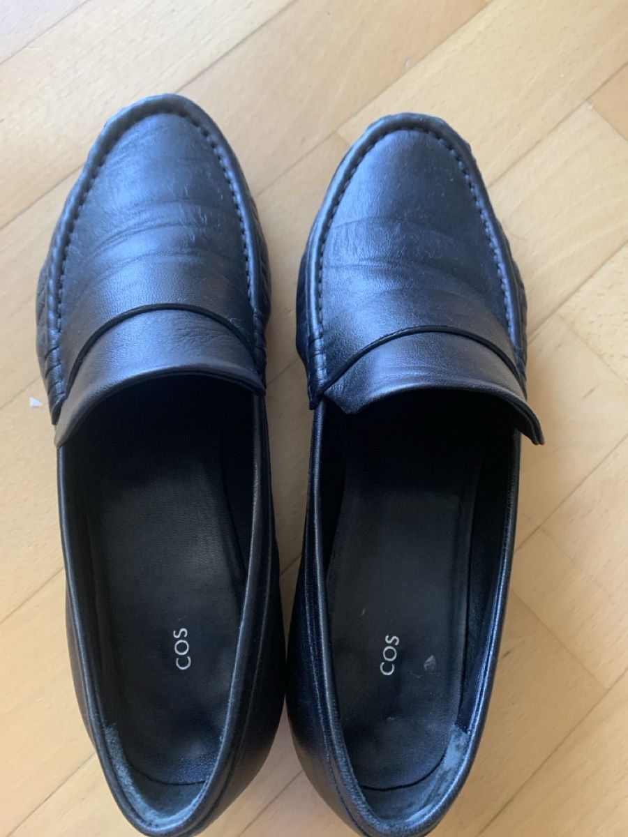 Cos Scarpe da donna: Damenschuhe – Usato da Winterthur venduto da Elhe 1