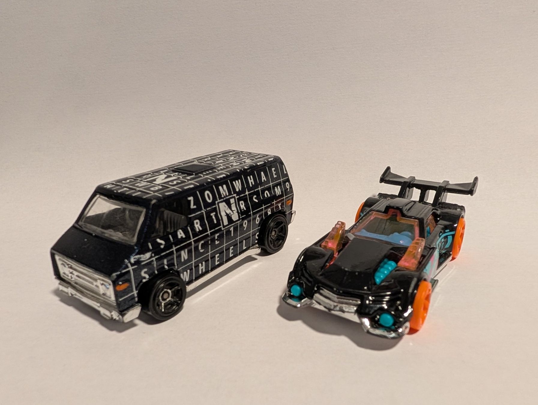 Hot Wheels Giocattoli: Hot Wheels City Mega Garage – Usato da Hochdorf venduto da Lithops 3