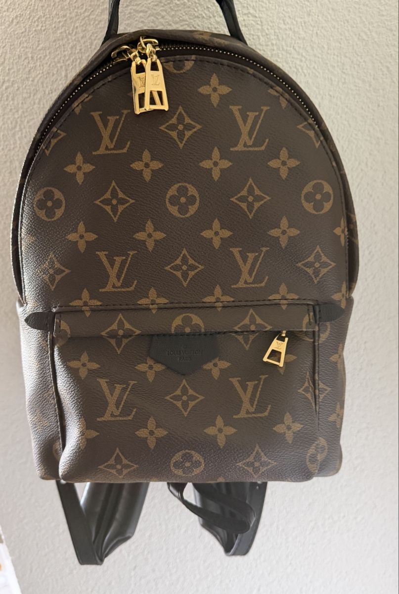 Louis Vuitton Zaini: Louis Vuitton Palm Spring PM – Nuovo (secondo la descrizione) da Konolfingen venduto da Sonnenblu0