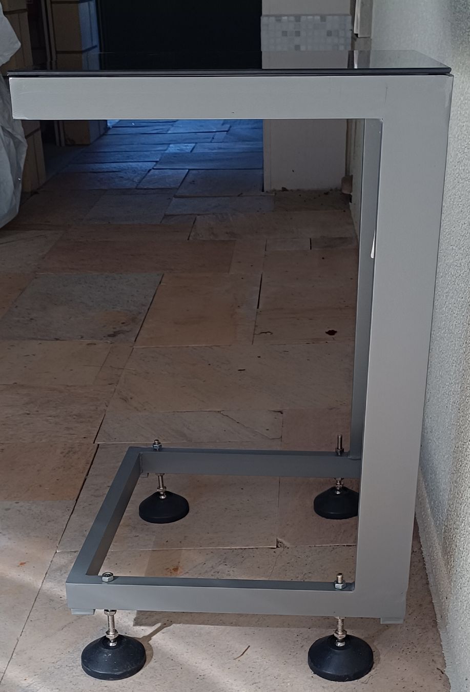 Sonstige Dekorationen & Accessoires: Beistelltisch Standfuss verstellbar.  – Gebraucht aus Wengi b. Büren von Rrehli 5