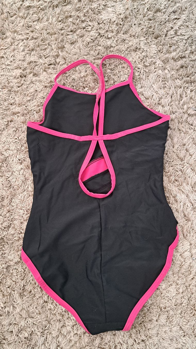 Costumi da bagno & Bikini: maillot de bain fille taille 128 ,utilisé  – Usato da Meyrin venduto da Zahra011 2
