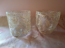 neu: 2 grosse Glas Kerzenhalter mit Blattmuster verziert