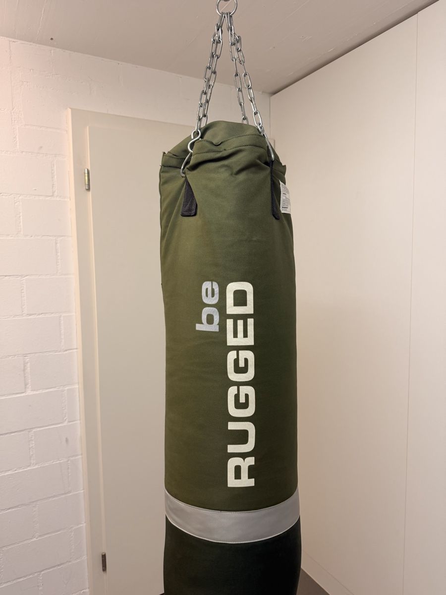 Sacchi da boxe: Boxsack mit Boxhandschuhen – Usato da Seengen venduto da Yannick_Herzig 4