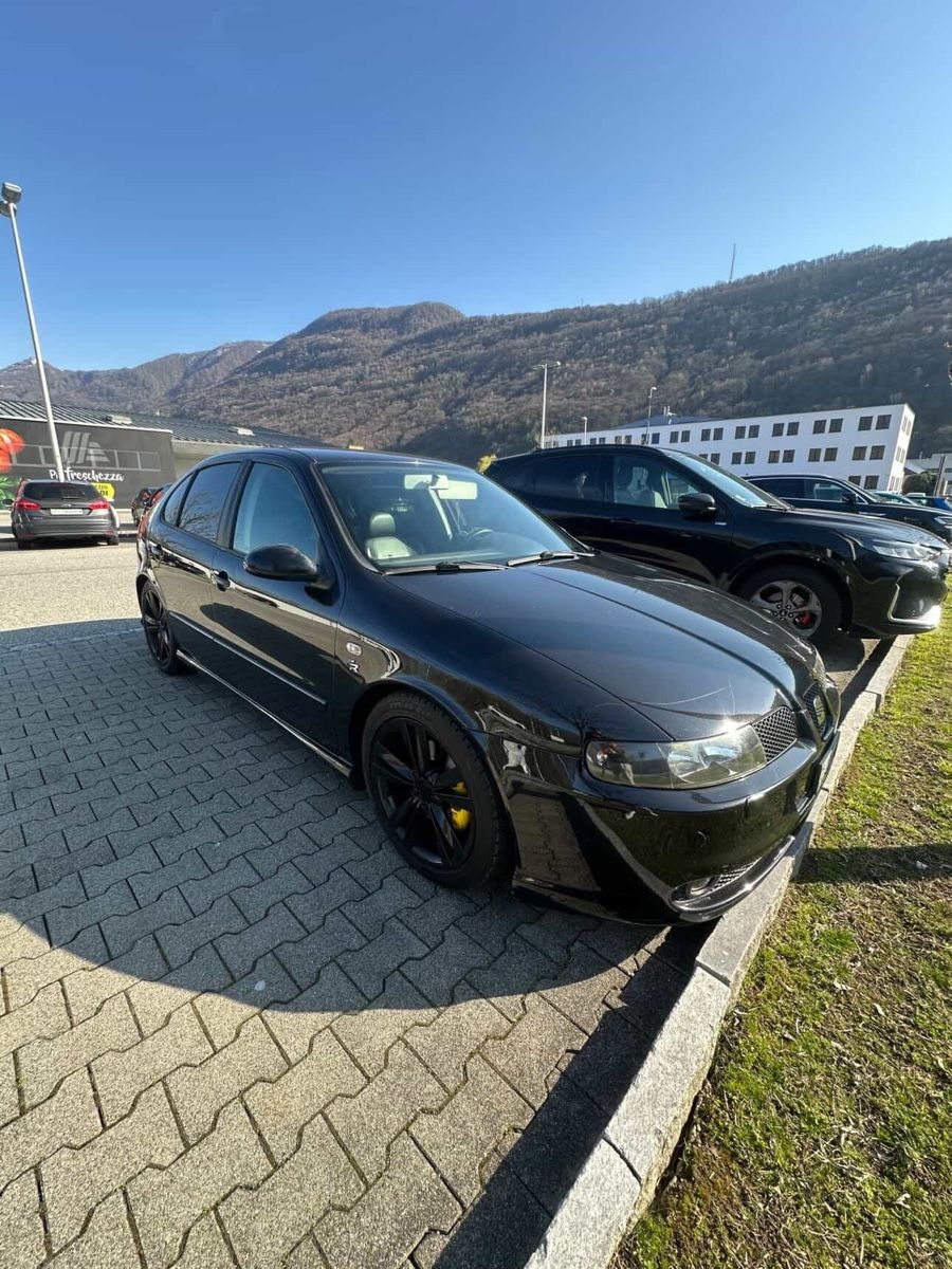 Seat Autos: Seat Leon Fr 1M – Gebraucht aus Locarno von martinosantos_1 4
