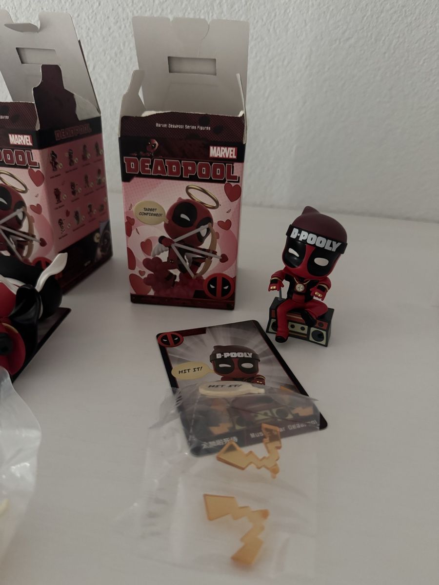 Pop Mart Figuren: Popmart Marvel Deadpool Figuren – Neu (gemäss Beschreibung) aus Sursee von giu_205 3
