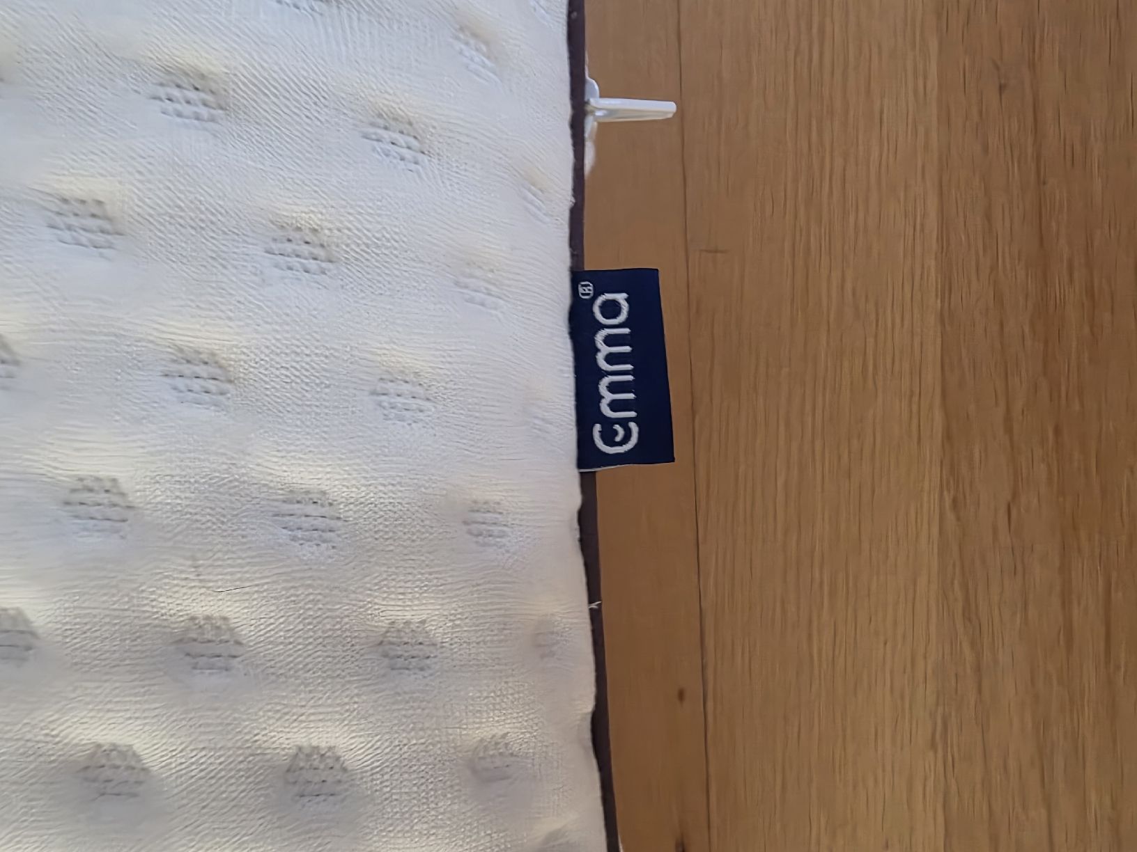 Emma Cuscini: Emma Memory Foam Pillow – Never Used – Nuovo (secondo la descrizione) da Savigny venduto da mar_pfd8 2