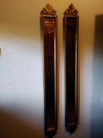 Zwei Wandspiegel schmal goldfarbener Rahmen antik Design