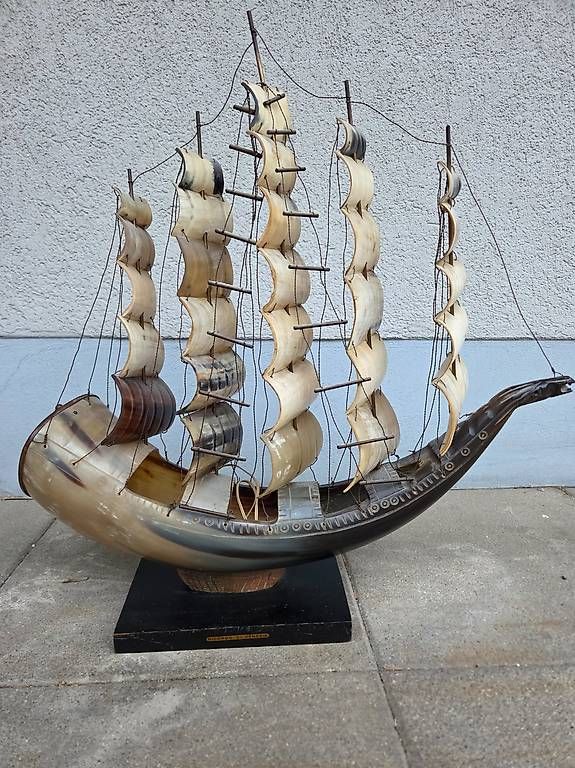 Tutte le decorazioni: Dekoratives Segelschiff aus Horn – Usato da Basel venduto da mtu_gmj2 1
