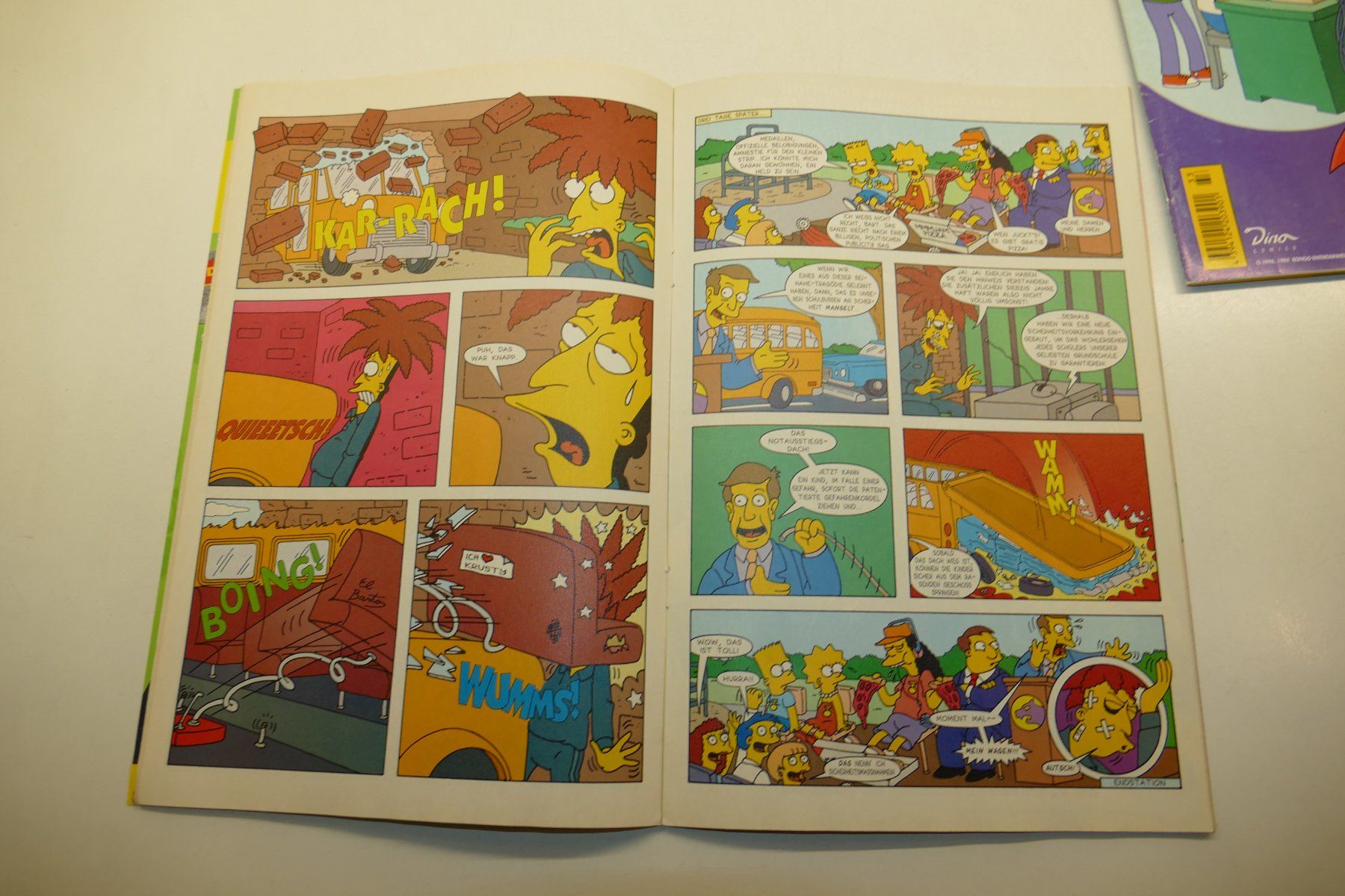 BD: 2xSimpsons Comics – D'occasion à Niederhasli par Flash32 3