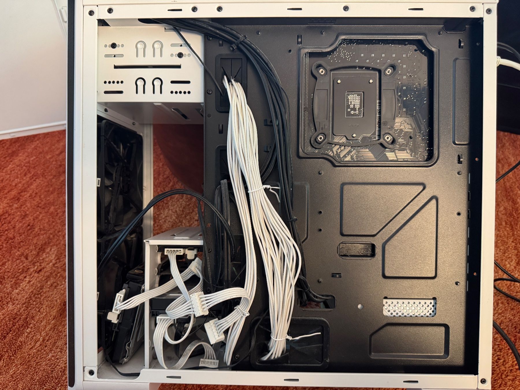 PCs: High-End Gaming - FULL SETUP - PC – D'occasion à Dornach par shaker11 2