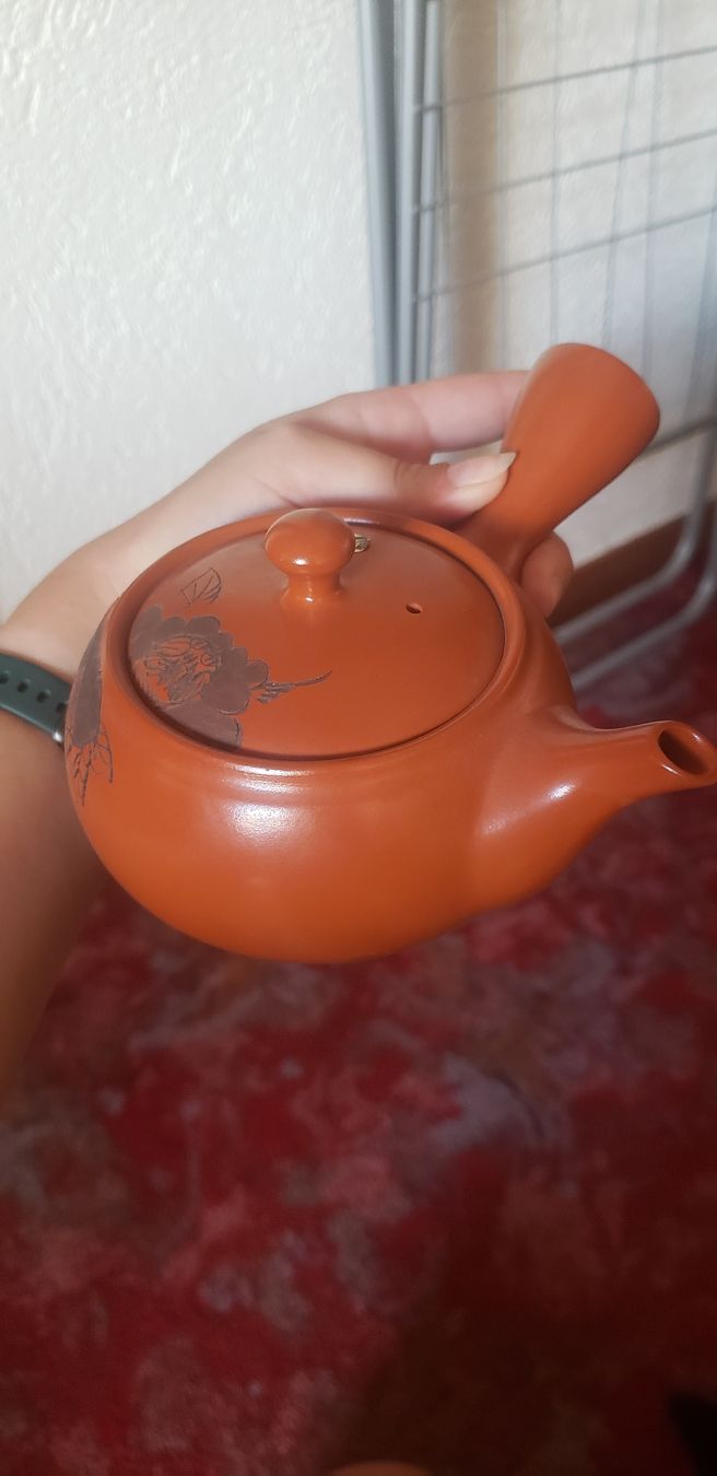 Théières: Petite théière asiatique  – D'occasion à Le Séchey par Jill93 1