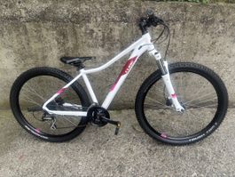 CUBE Access 27.5 16 Zoll Mountainbike weiss/pink wie Neu 