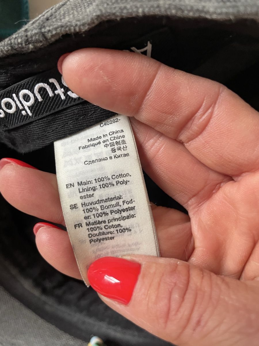Chapeaux, bonnets & casquettes: Acne Studios Face Cap – Neuf (Voir description) à Zürich par cosmic_mariposa 4