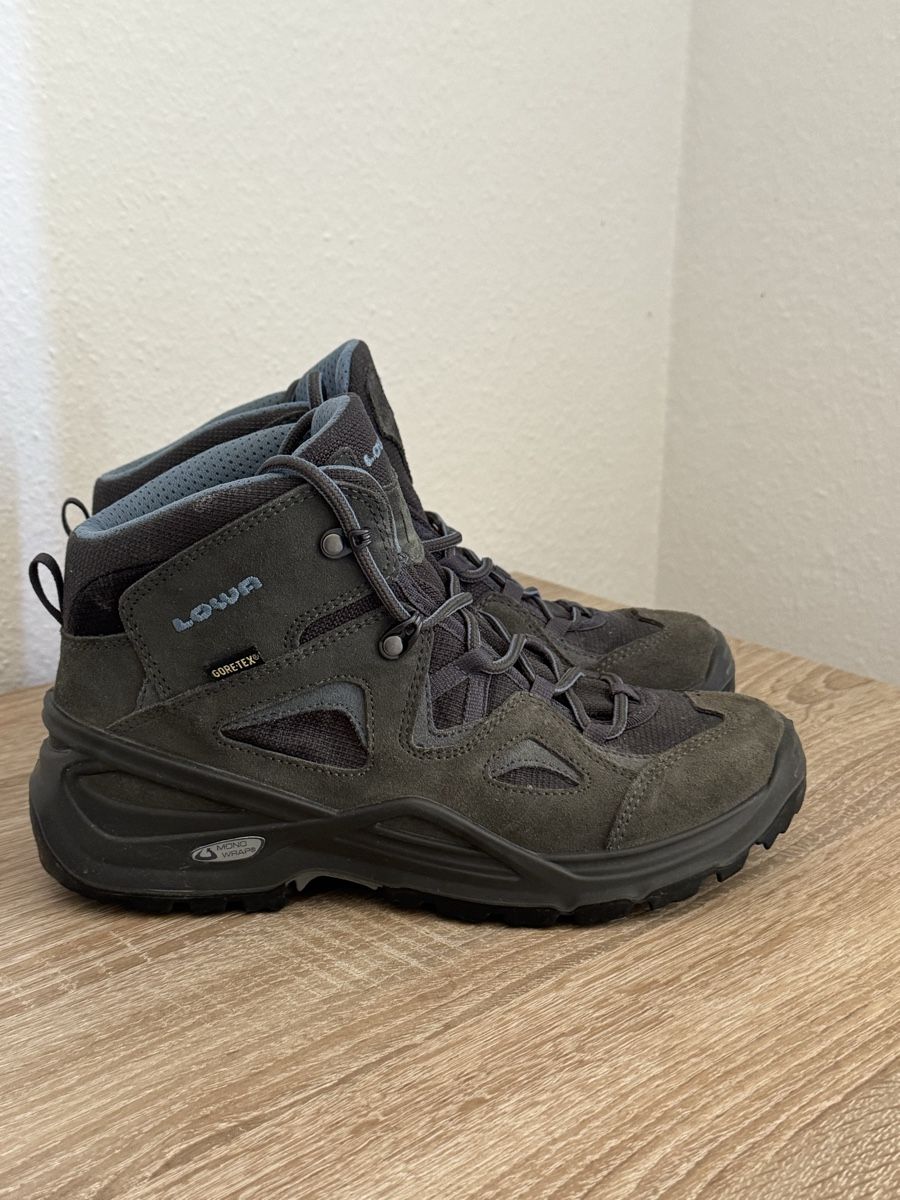 Lowa Damenschuhe: Lowa Wanderschuhe, Grösse 39.5, TOP ZUSTAND – Gebraucht aus Endingen von Ilya_ 1