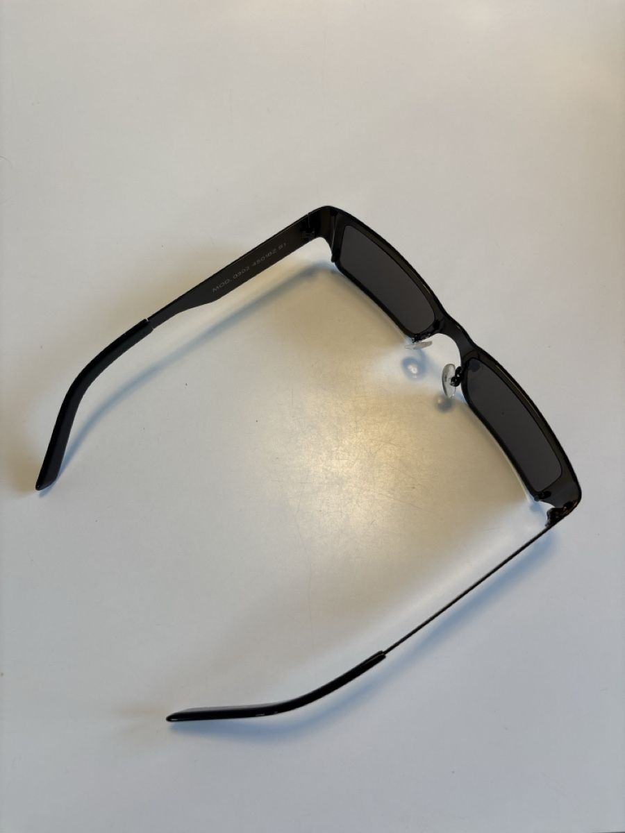 Brillen & Gläser: Lunette de soleil - A BETTER FEELING – Neu (gemäss Beschreibung) aus La Tour-de-Peilz von dim_v6qc