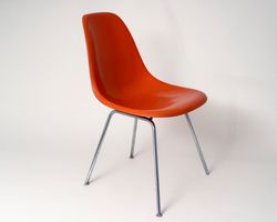Vintage Eames Fiberglass Side Chair DSX Stuhl