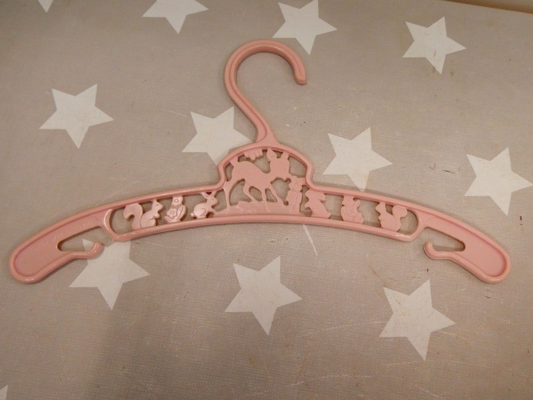 Appendiabiti: Vintage Retro Kinderkleiderbügel – Usato da Rafz venduto da Powacaddy 6