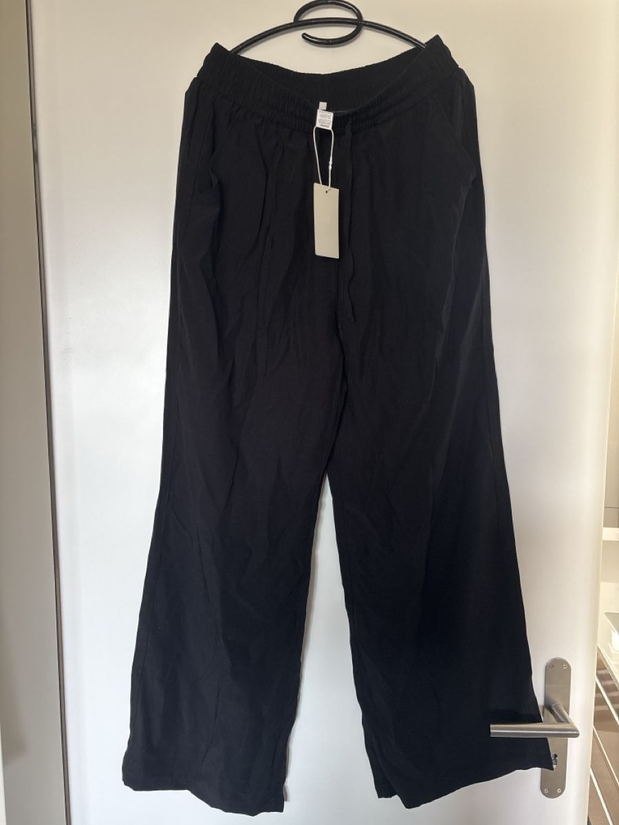 Pantaloni: Halara Leinen Hose – Nuovo (secondo la descrizione) da Egolzwil venduto da ArianeP95