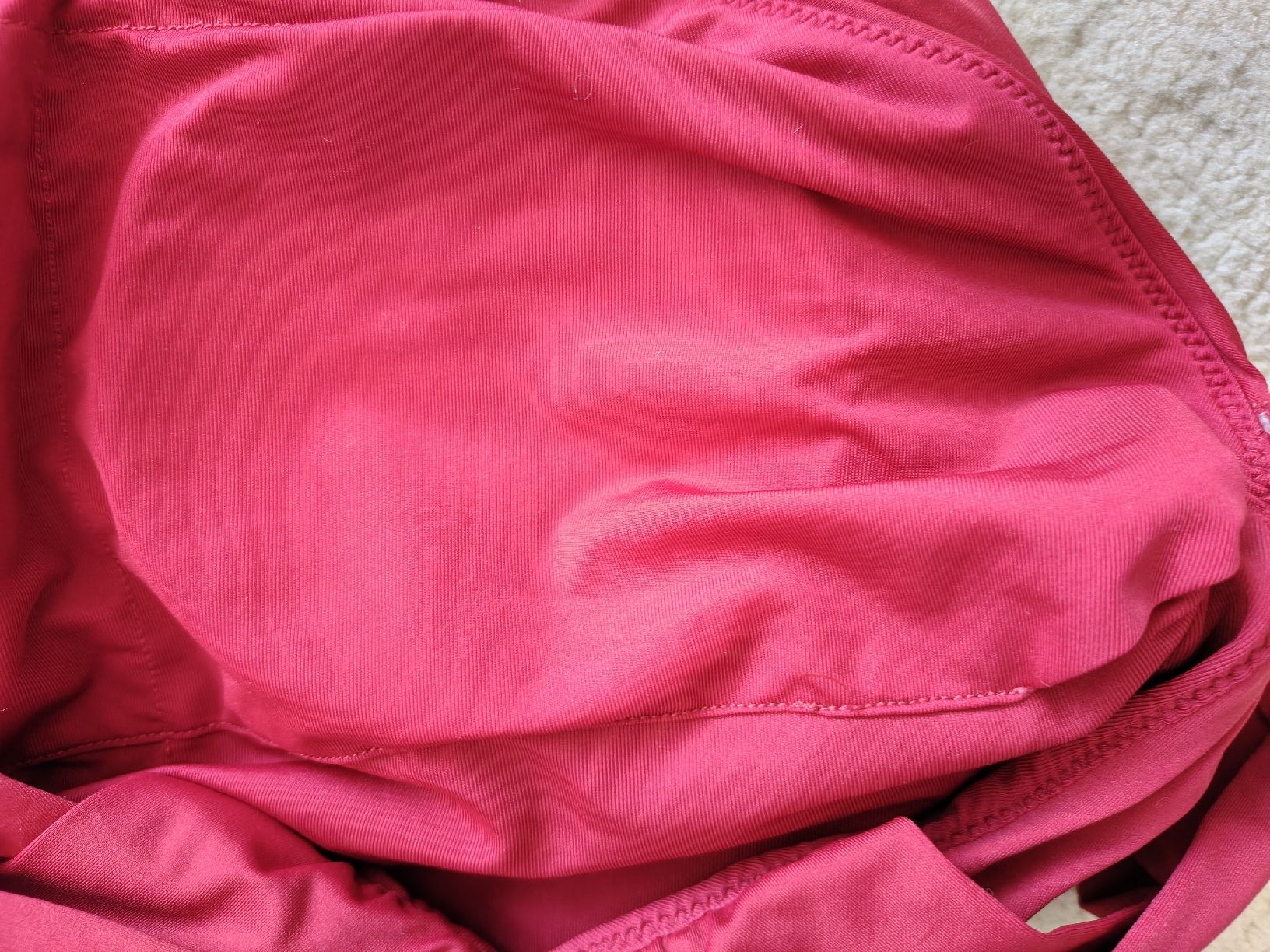 Oysho Costumi da bagno & Bikini: Oysho roter Badeanzug, S – Usato da Baden venduto da jcm_9dkf 2