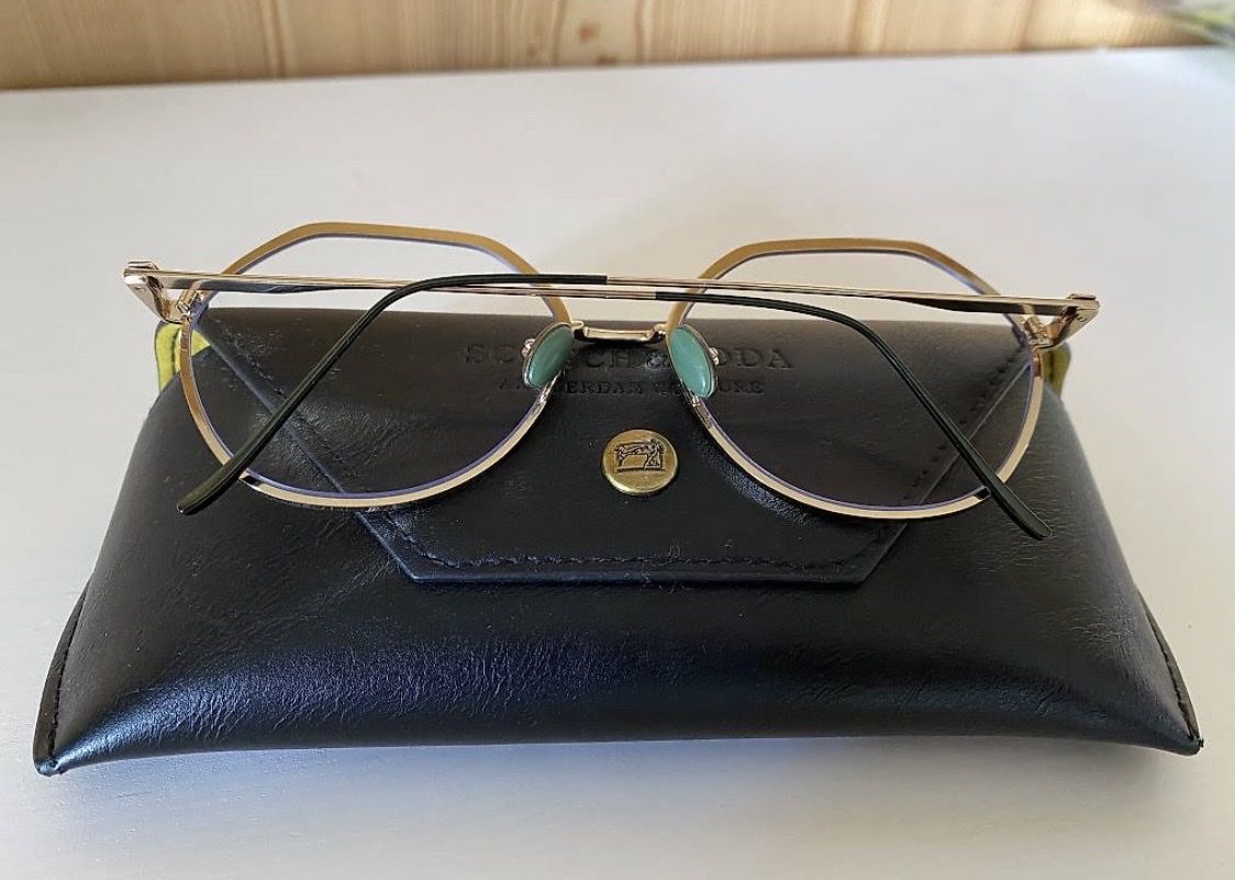 Brillen & Gläser: Brille – Gebraucht aus Basel von Delya 2