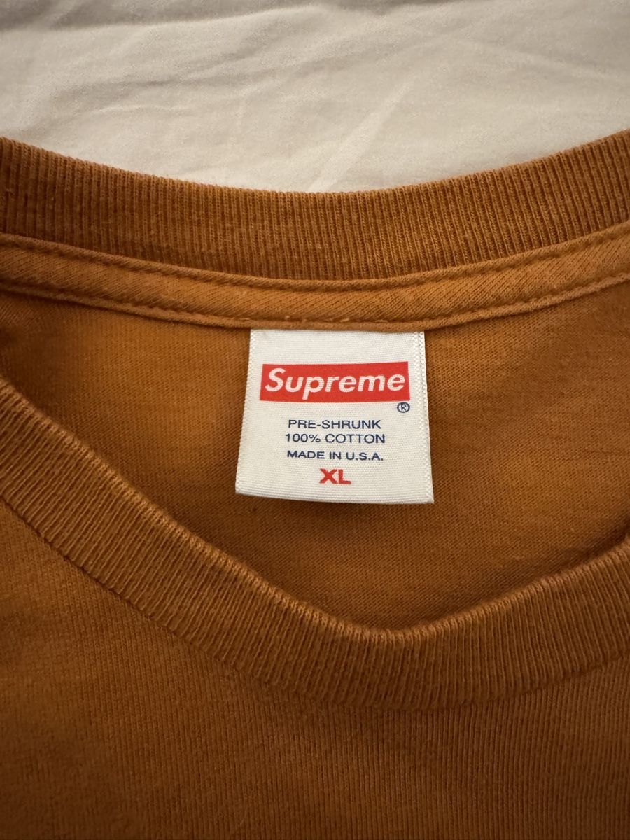 Supreme T-shirt: Supreme t-Shirt XL – Usato da Rapperswil SG venduto da pli_fz9r 1