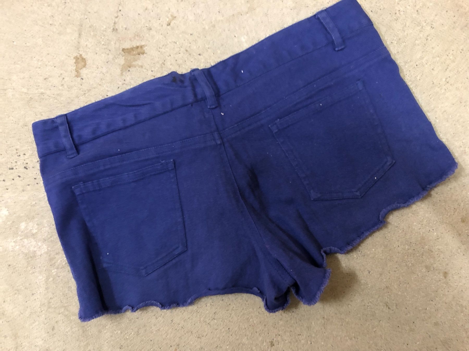 Yes Or No Pantalons: Pantalone corto 36 – D'occasion à Küssnacht am Rigi par ciucchino 2