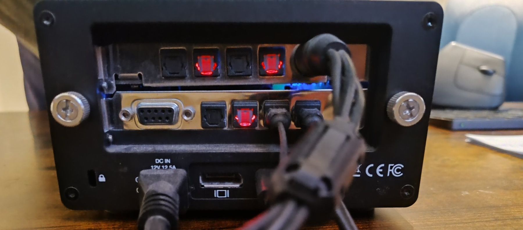 Attrezzatura per studi di registrazione: RME RayDat in ThunderBolt Gehäuse – Usato da Zürich venduto da Mario_S.
