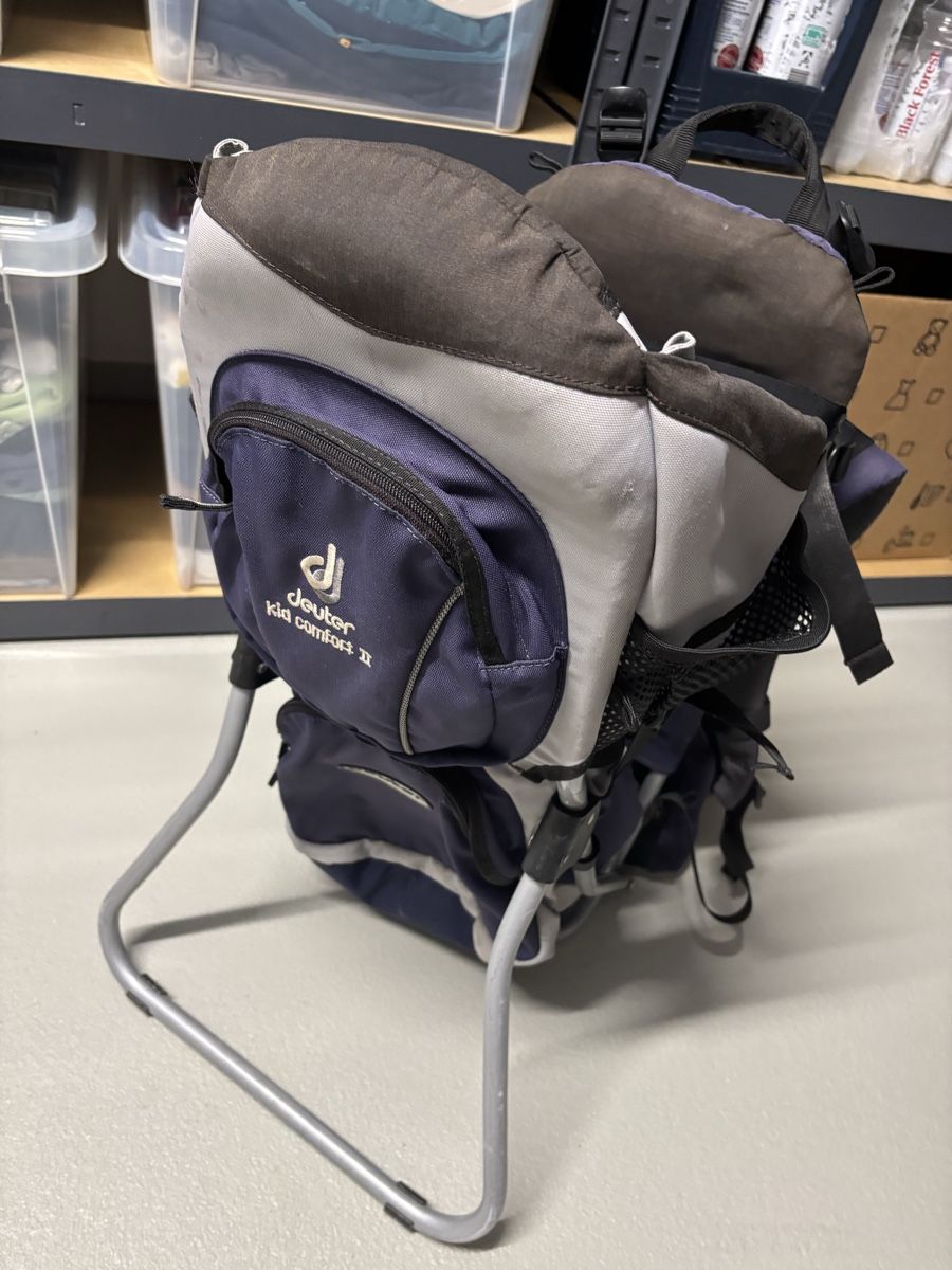 Deuter Marsupi portabebè: deuter Tragerucksack, Rückentrage – Usato da Hagenbuch ZH venduto da LisaChristine 2