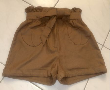 ROSAÉ PARIS SHORTS GR. 38 Wolle neuwertig