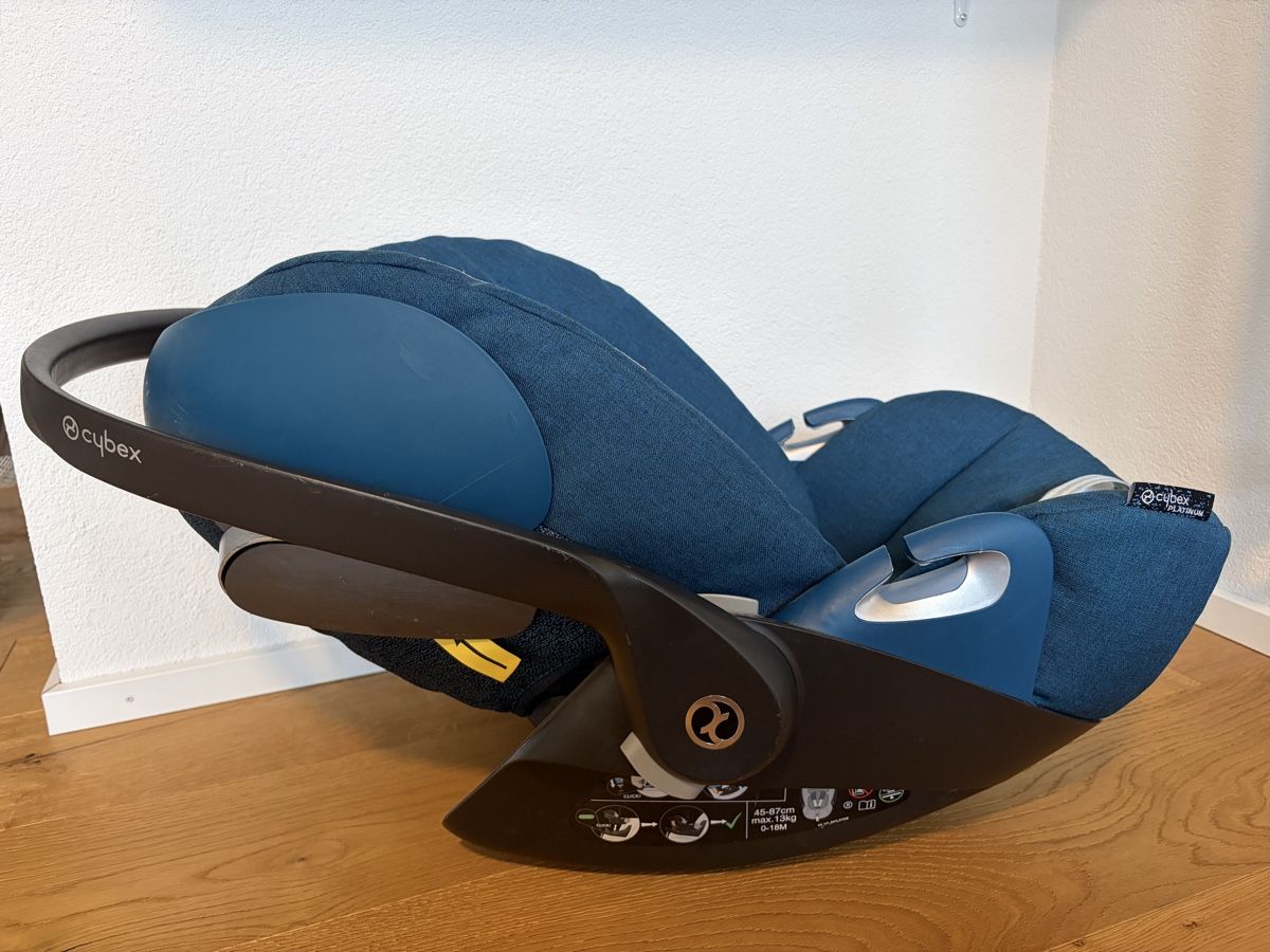 Cybex Seggiolini per auto: Cybex Cloud Z i-Size Plus – Usato da Gähwil venduto da sabu22 1