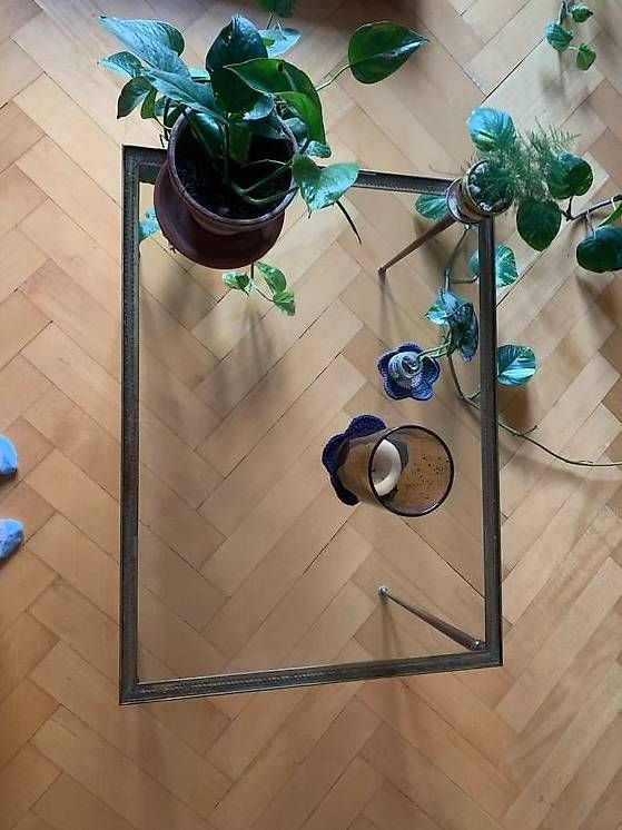 Tavoli: Vintage Sofatisch mit Glasplatte – Usato da Basel venduto da yan_5jq5