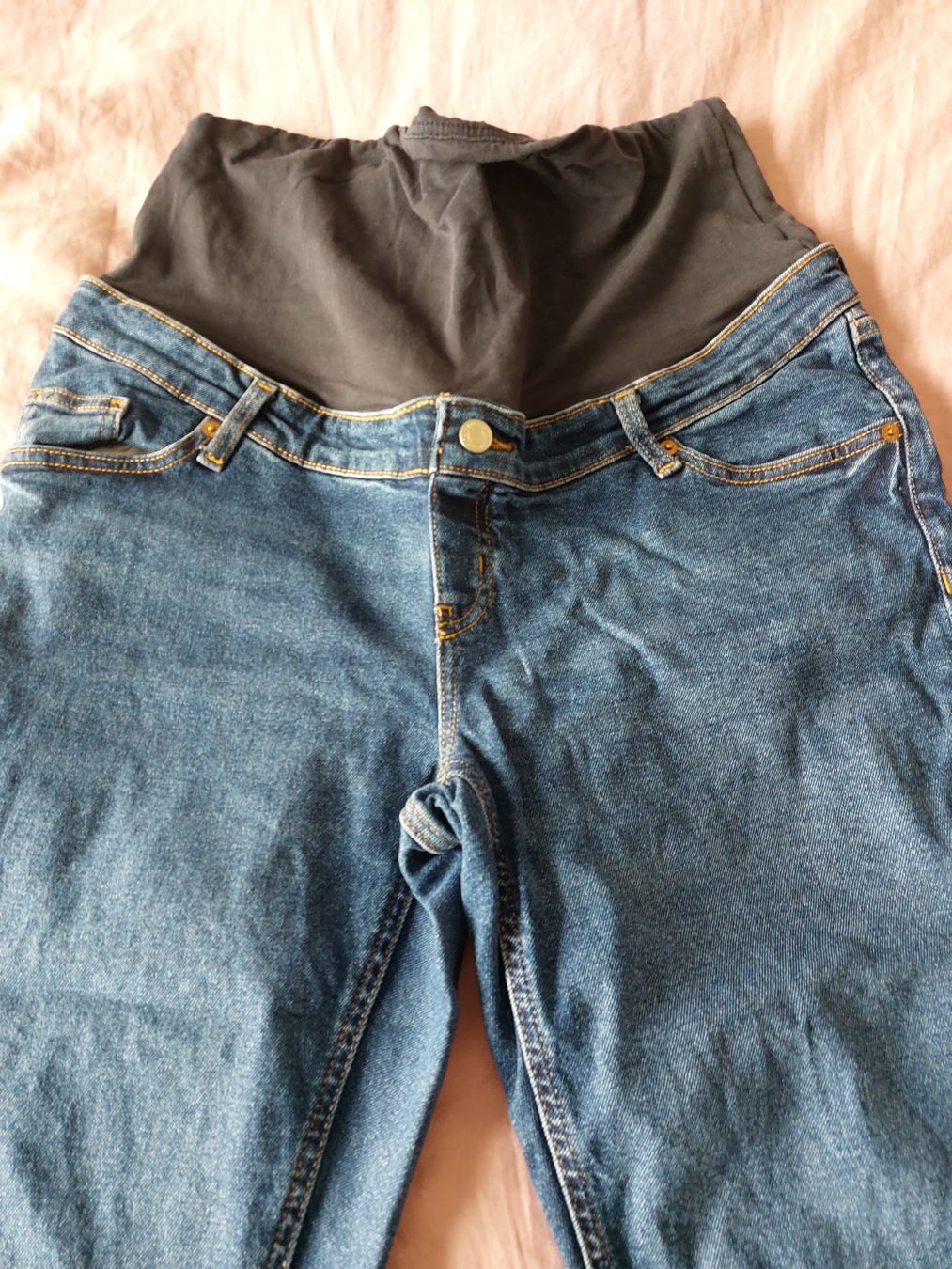 H&M Jeans: Jean de grossesse H&M Mama Taille L – Usato da Ostermundigen venduto da jul_7t8v 1