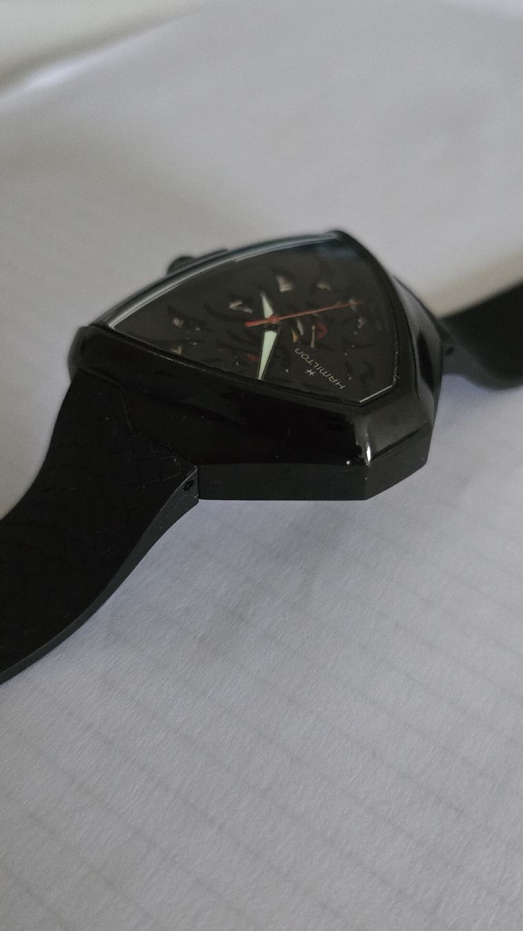 Hamilton Orologi: HAMILTON Shaped Ventura Elvis80 Skeleton Dragon Noir – Usato da Les Acacias venduto da watinjo 3