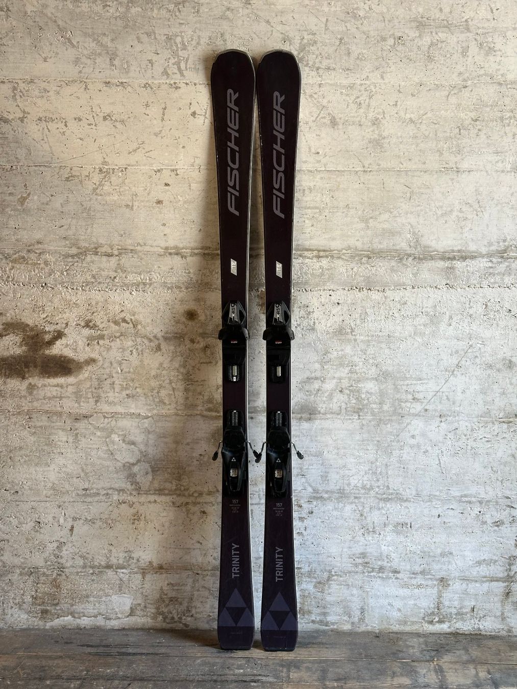 Fischer Sci: Fischer Trinity Ski 157CM – Usato da Emmenbrücke venduto da karkarkar