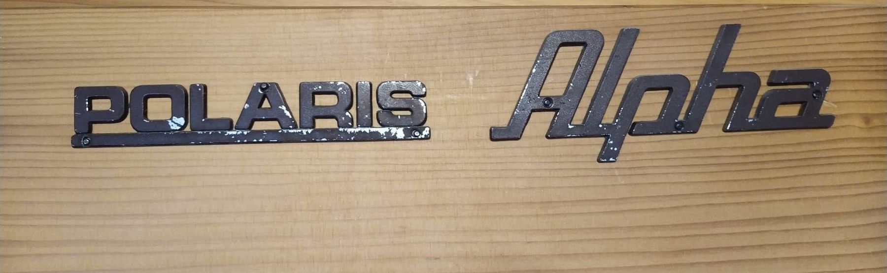 Ecriteaux: Bootsschriftzug "polaris Alpha" – D'occasion à Meisterschwanden par Hummer21