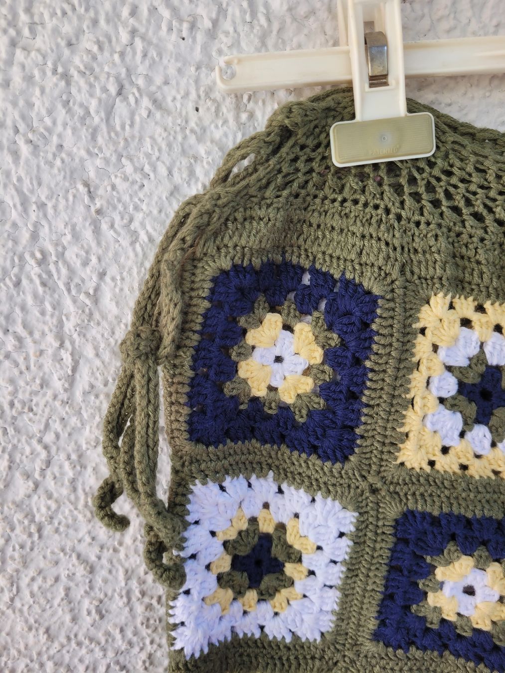 Hosen: Präzise Handarbeit Patchwork Schlaghose gehäkelt Boho Stil – Gebraucht aus Buttikon SZ von Renco 4