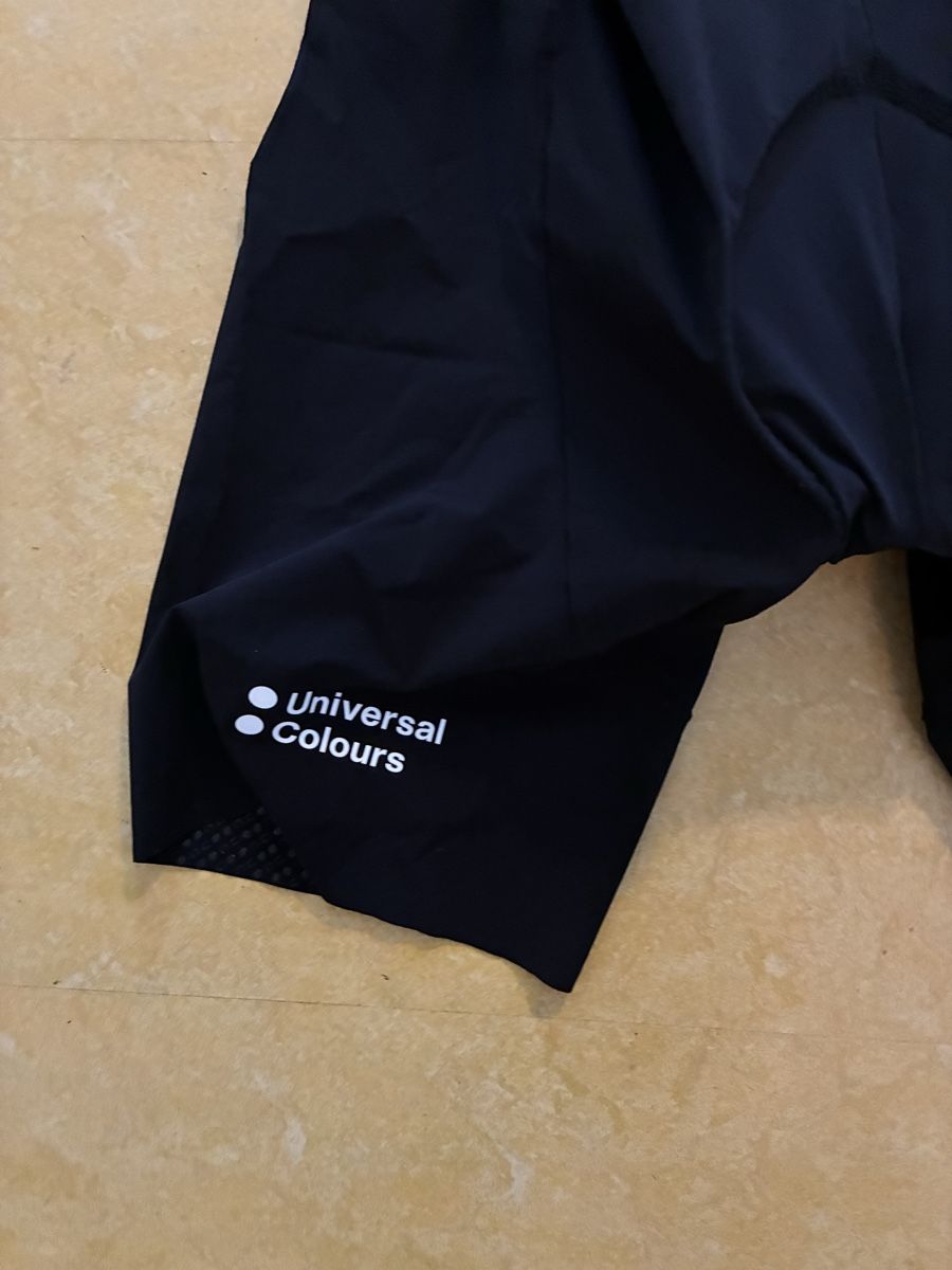 Hosen: Universal Colours  / rapha / Pas Normal Studios – Gebraucht aus Zürich von Alpina10 2