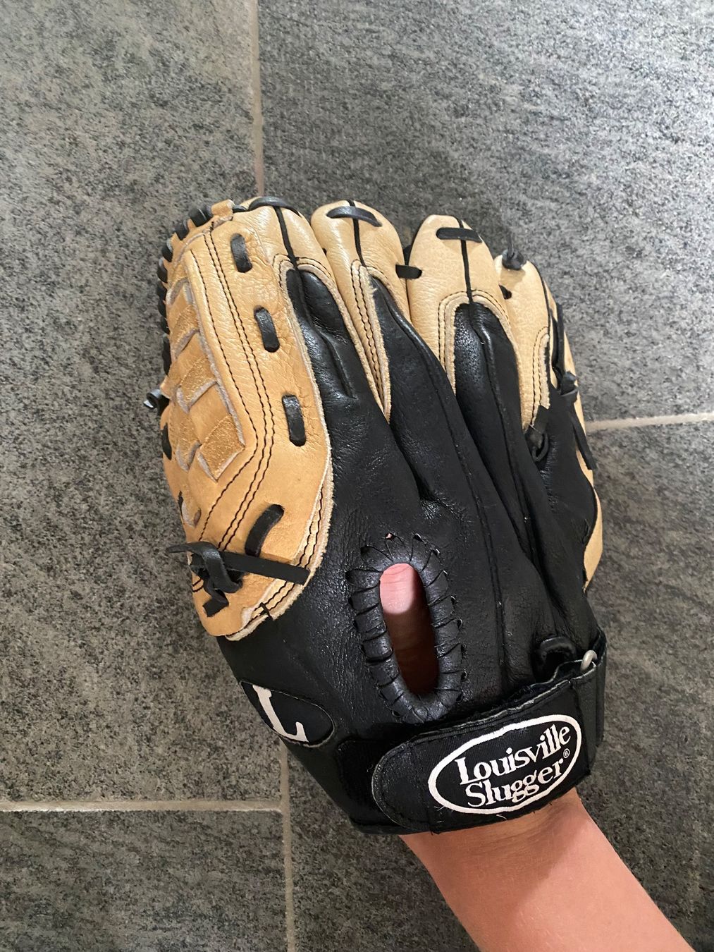 Handschuhe & Handstulpen: Baseball Handschuh – Gebraucht aus Kriens von draussen-zu-hause 1