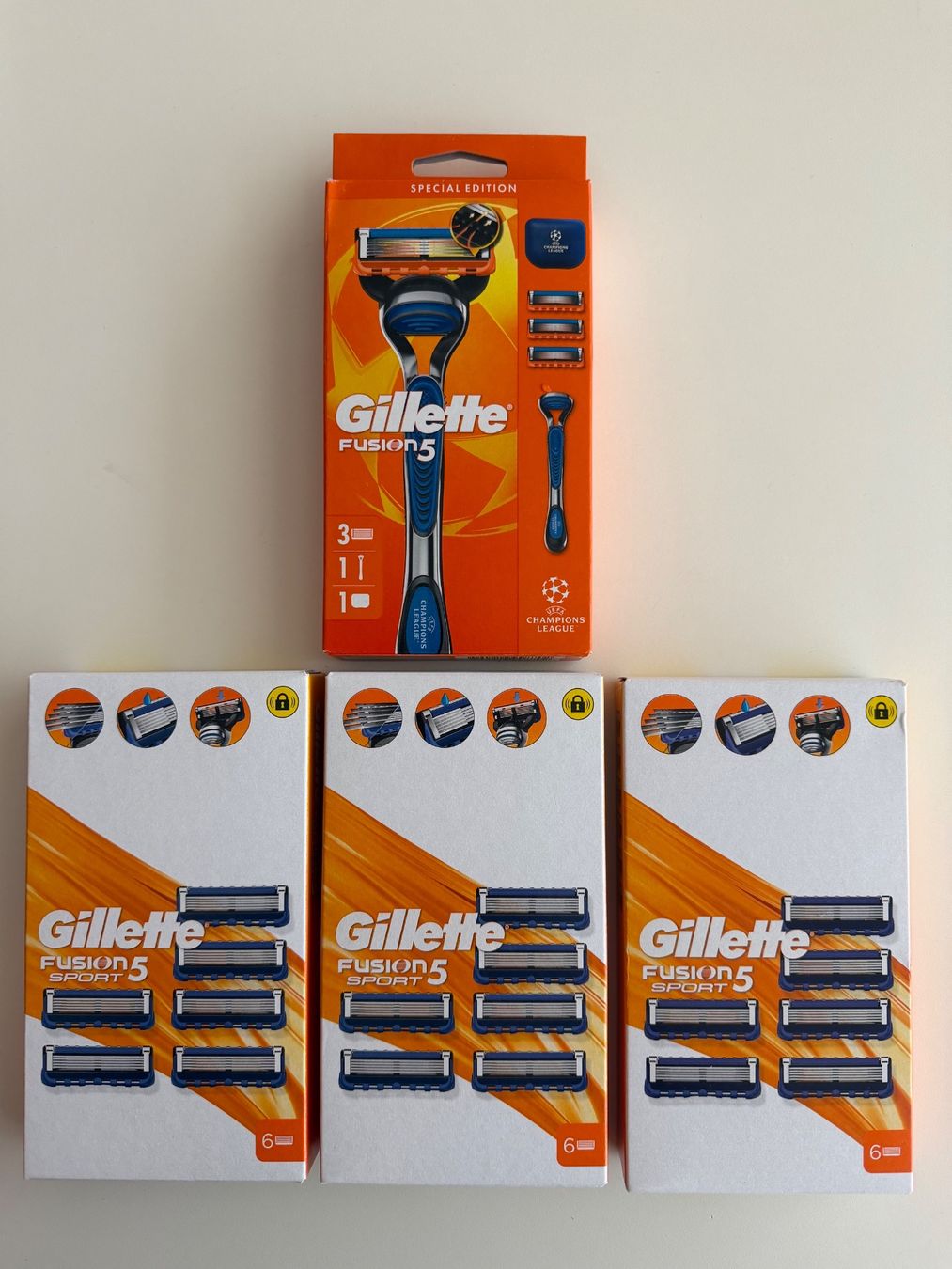 Gillette Rasierapparate & Rasierklingen: Gillette Fusion5, 22 pcs – Neu und originalverpackt aus St-Gingolph von GoldenKeys